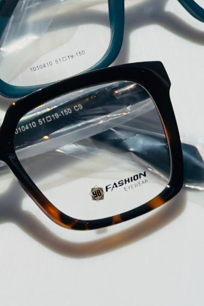 Fashion Eyewear 